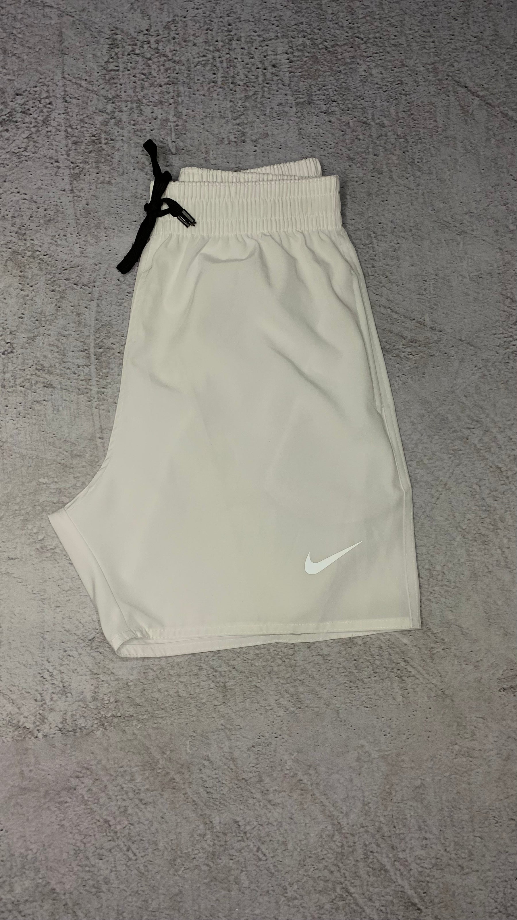 Bermuda Nike