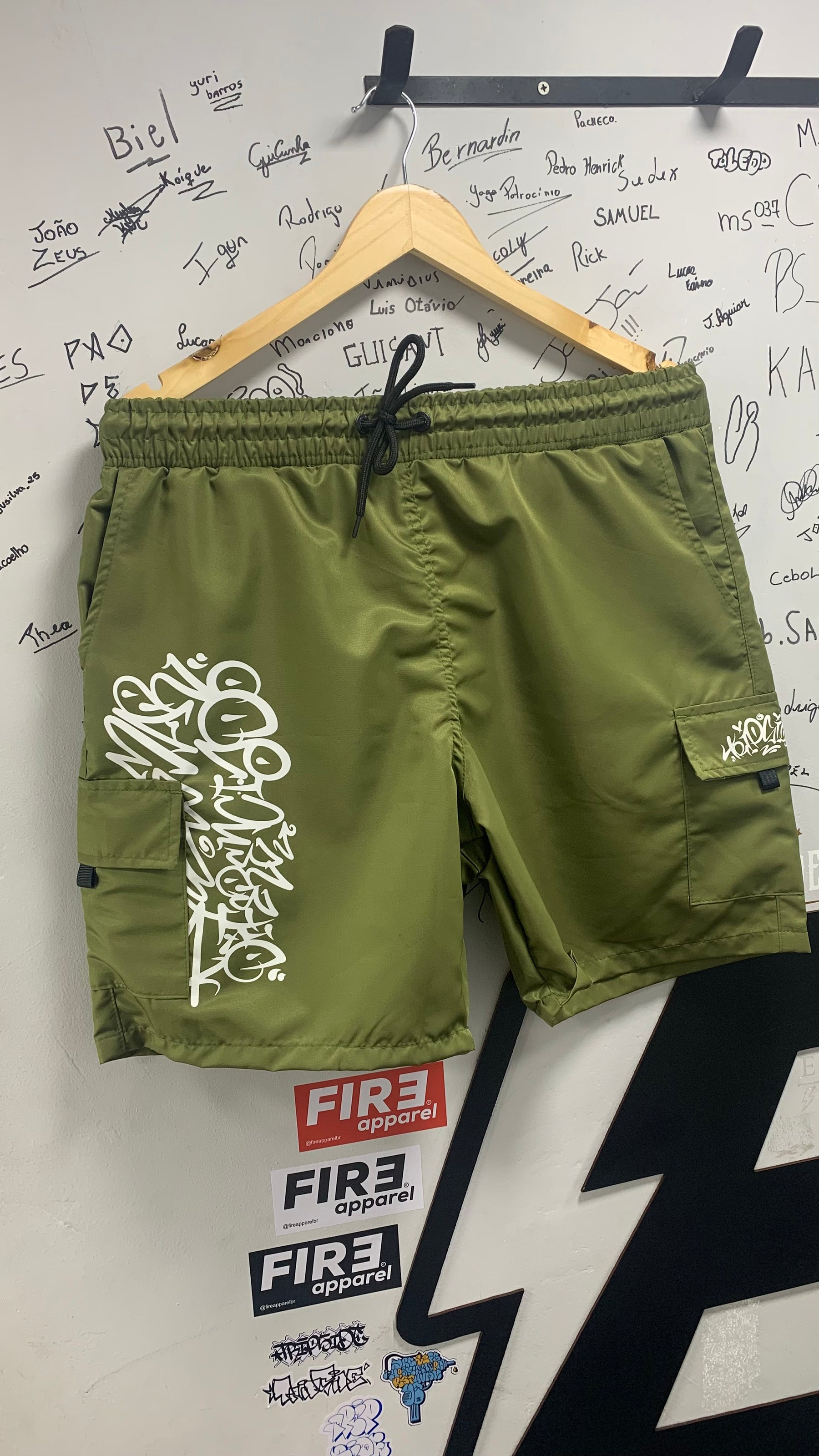 Bermuda Cargo TripSide